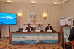 Hoy, en Santander, en la inauguración de la Tercera Jornada Cantábrica