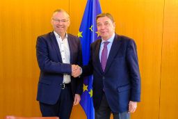 Visita del ministro Luis Planas al Parlamento Europeo  