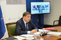 Presidida por el ministro Luis Planas  