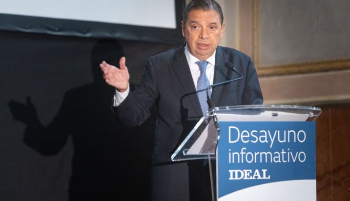Hoy, en Granada, en un desayuno informativo del diario Ideal 