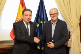 EN UNA REUNIÓN MANTENIDA EN LA SEDE DEL MINISTERIO  
