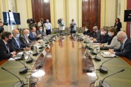El ministro se ha reunido con el sector pesquero y acuícola 