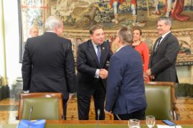 Ministro y canal horeca-2