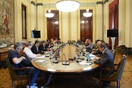 HOY, EN UNA REUNIÓN MANTENIDA EN LA SEDE DEL MINISTERIO