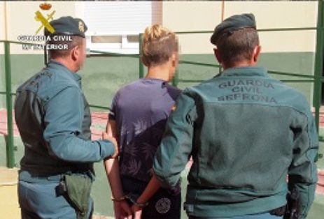 Plan de prevención y actuación contra incendios forestales: La Guardia Civil detiene al presunto autor de ocho incendios forestales. Han resultado calcinadas 17 Hectáreas de masa forestal y de uso agrícola.