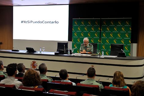 La Guardia Civil presenta la campaña contra el maltrato y abandono de animales domésticos