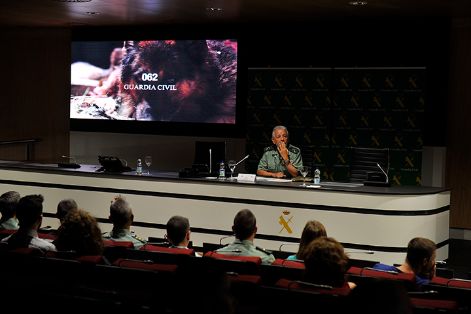 La Guardia Civil presenta la campaña contra el maltrato y abandono de animales domésticos