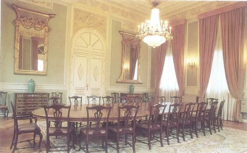 Sala de juntas en el pabellón A. Foto extraída del libro El Palacio de Fomento.