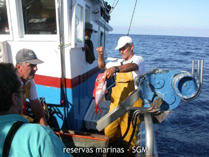 Autor: Tamia Brito Título: Capturas en reserva