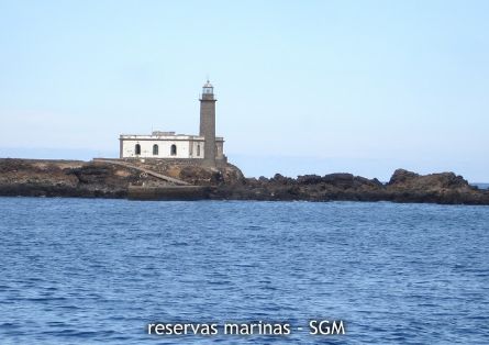 Autor: Guillermo Sanz Título: Faro de Alegranza