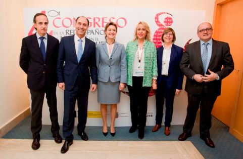 De izq. a dcha. Samuel Ruíz Fuertes, Delegado del Gobierno en Cantabria; Ignacio Diego Palacios, Presidente de Cantabria; Isabel García Tejerina, Ministra de Agricultura, Alimentación y Medio Ambiente; Blanca Martínez Gómez, Consejera de Ganadería, Pesca y Desarrollo Rural de Cantabria; Rosa Mª Quintana Carballo, Conselleira do Medio Rural y do Mar de la Xunta de Galicia y Andrés Hermida Trastoy, Secretario General de Pesca. 