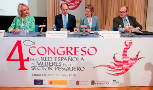 De izq a drcha. Blanca Martínez Gómez, Consejera de Ganadería, Pesca y Desarrollo Rural  de Cantabria; Ignacio Diego Palacios, Presidente de Cantabria; Isabel García Tejerina, Ministra de Agricultura, Alimentación y Medio Ambiente, y Andrés Hermida Trastoy, Secretario General de Pesca.<br/><br/>