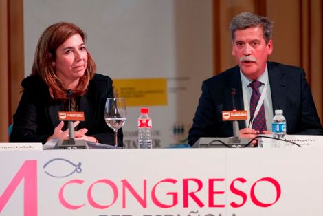 Susana Rodríguez Carballo, Directora Gral. de Desarrollo Pesquero de la Xunta de Galicia, y Carlos Larrañaga, Director Gral. de Ordenación Pesquera