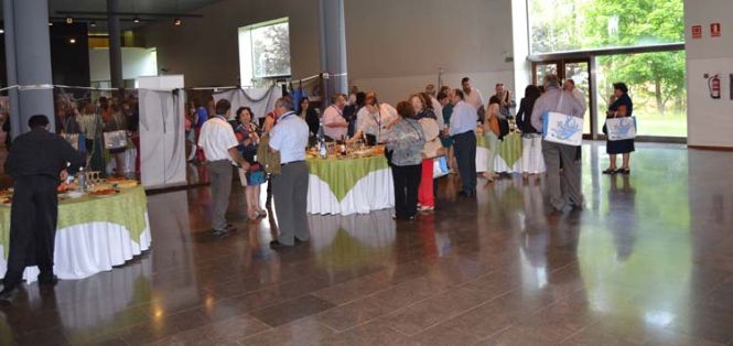 Degustación de productos del mar a cargo de la iniciativa "Come o Mar".