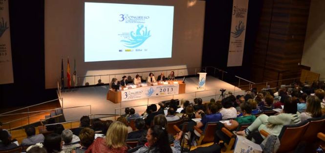 De izq. a dcha: Maite Burgoa, Mª Dolores Fernández, Susana López, Mercedes Rodríguez, Marisol Landriz y Mª José Crespo.