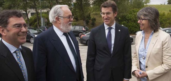 De izq. a dcha: Carlos Domínguez, Miguel Arias Cañete, Alberto Núñez Feijoo y Rosa Quintana a su llegada al acto de clausura del III Congreso.