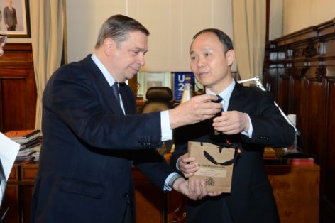 14.01.2025 PF Ministro y viceministro China  (4)
