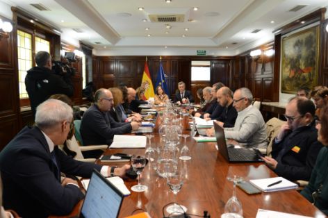 Hoy, en un encuentro con organizaciones representativas del sector vitivinícola