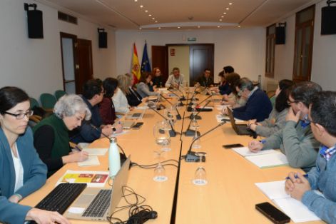 Reunión de seguimiento del ministerio con el sector