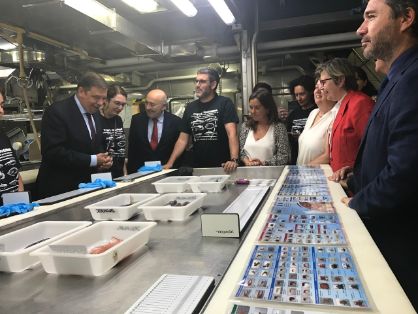 Hoy, en su visita al barco “Miguel Oliver”, en A Coruña 