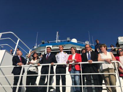 Hoy, en su visita al barco “Miguel Oliver”, en A Coruña 