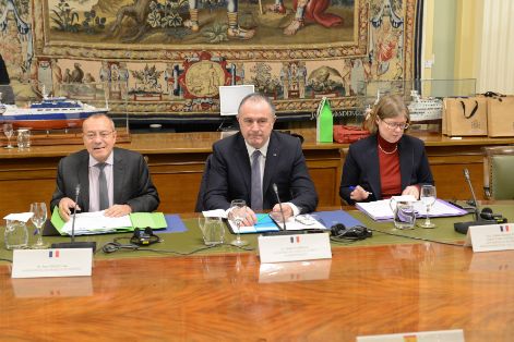 EN UNA REUNIÓN DE TRABAJO EN MADRID 