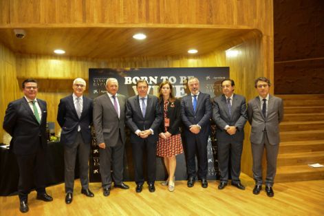 Hoy, en la inauguración del acto “Born to be wine” de la OIVE