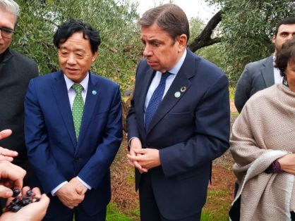 HOY, EN LA VISITA A LA ALMAZARA PAGO LAS MONJAS