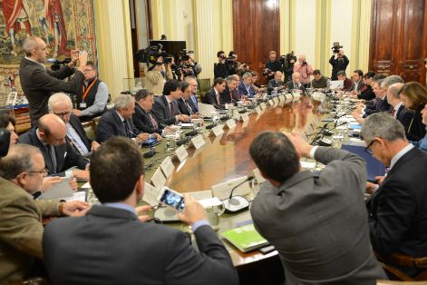 HOY, EN LA REUNIÓN DE LA MESA SECTORIAL DEL ACEITE DE OLIVA Y DE LA ACEITUNA DE MESA