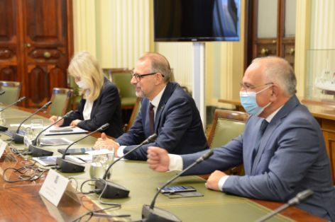 06102021 Ministro reunión ESA  (6)