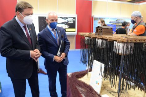 EN UNA VISITA AL SALÓN GOURMETS, FERIA INTERNACIONAL DE ALIMENTACIÓN Y BEBIDAS DE CALIDAD 