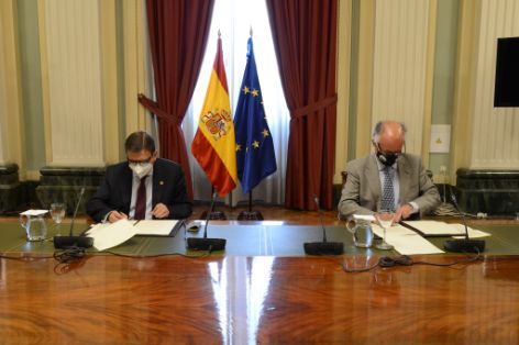 Durante la firma de un convenio con Feagas