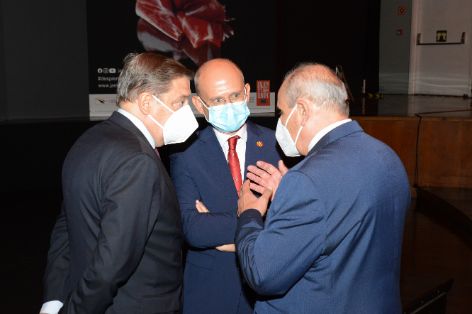 EN LA PRESENTACIÓN DE LA CAMPAÑA ‘JAMONES IBÉRICOS, EMBAJADORES DE EUROPA EN EL MUNDO’