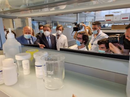 Hoy, en una visita al Instituto Maimónides de Investigación Biomédica de Córdoba