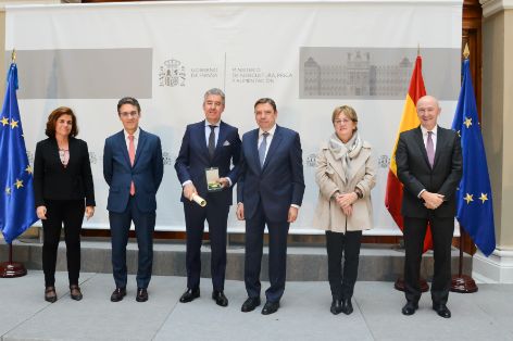 ESTA MAÑANA, EN LA SEDE DEL MINISTERIO  