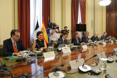 EN LA PRIMERA REUNIÓN BILATERAL CON EL MINISTRO MARC FESNEAU