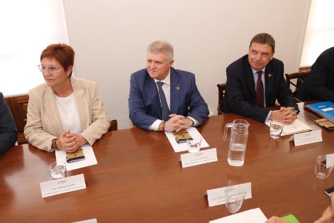 HOY, DURANTE SU VISITA A LA REGIÓN DE MURCIA 