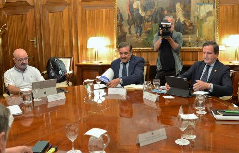 Hoy, en una reunión con Cepesca y Cofradías de Pescadores 