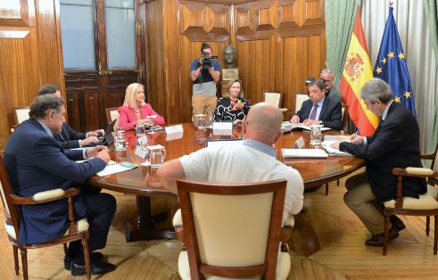 Hoy, en una reunión con Cepesca y Cofradías de Pescadores 