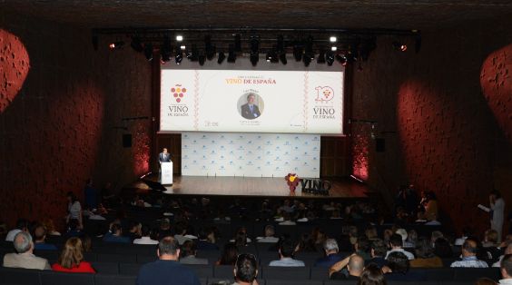 En el X aniversario de la Organización Interprofesional del Vino de España