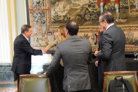 Hoy, en la sede del ministerio 