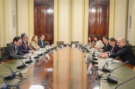 Hoy, en la sede del ministerio 
