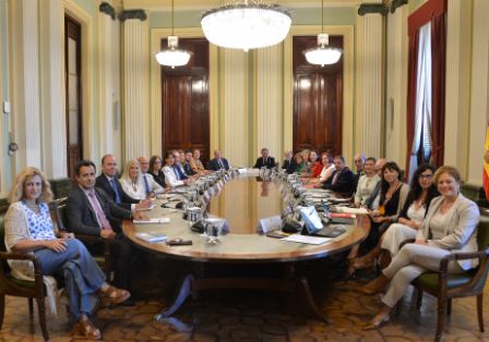 Hoy, en la sede del ministerio 
