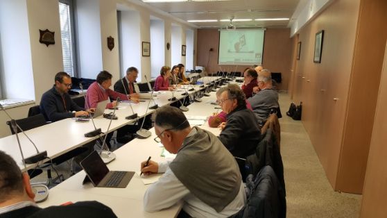 Se ha reunido con representantes del sector, cofradías, asociaciones y federaciones y Comunidades Autónomas del Mediterráneo 