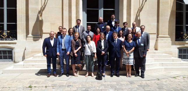 Se constituyó en París en 2017, con el objetivo de establecer un diálogo entre ambos países, asociando a los profesionales y a las administraciones 
