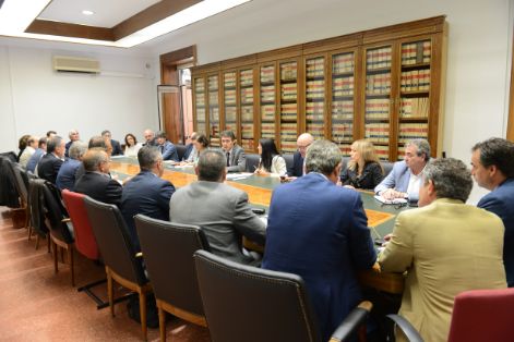 Hoy, en la sede del Ministerio 