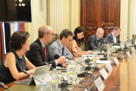 HOY, EN UNA REUNIÓN MANTENIDA EN LA SEDE DEL MINISTERIO