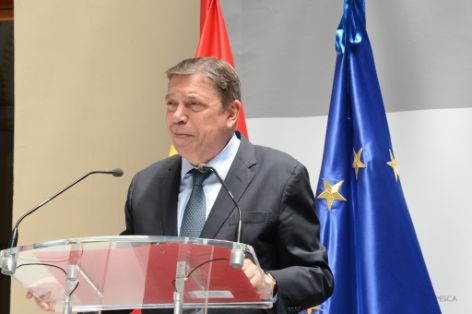 En el acto de bienvenida de los nuevos ingenieros agrónomos del Estado