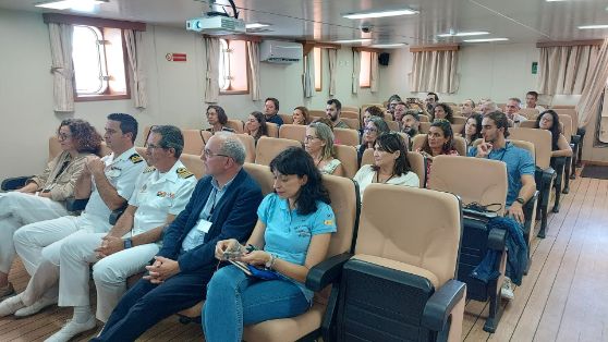 El programa se ha presentado hoy a bordo del buque “Intermares”, en Málaga