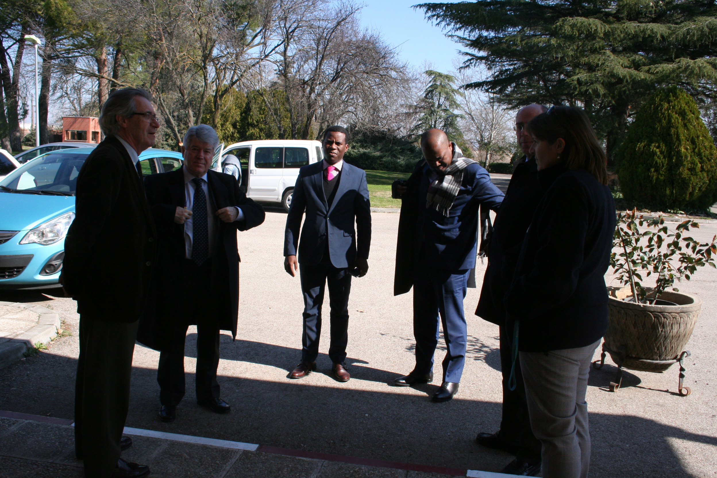 VISITA DE UNA DELEGACIÓN DE LA REPÚBLICA DE ANGOLA